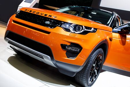 BARCELONA, SPAIN - MAY 2015: Range Roverのeditorial素材