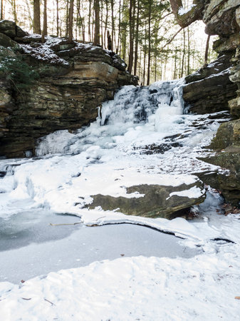Honey Run Waterfall in Winter, Millwood, Ohioの写真素材