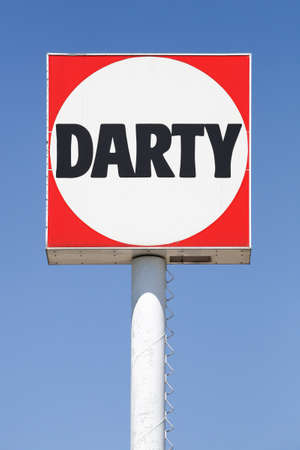 Mably, France - May 31, 2020: Darty logo on a pole. Darty, founded in 1957 is specialising in electrical retailing and operates across Europeのeditorial素材