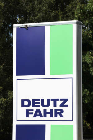 Morke, Denmark - August 6, 2020: Deutz Fahr logo on a panel. Deutz-Fahr is a brand of tractors and other farm equipmentのeditorial素材