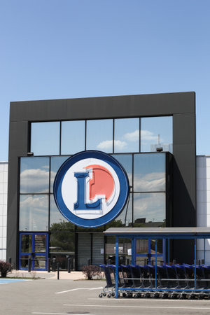Roanne, France - May 31, 2020: Entrance of Leclerc supermarket. Leclerc is a french hypermarket chain. Leclerc currently has more than 500 rentals in France and more than 110 stoのeditorial素材