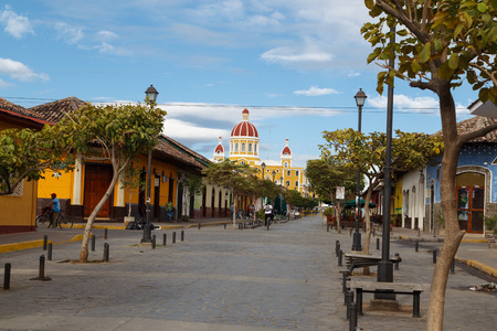 La Calzada street view from Granada, Nicaraguaのeditorial素材