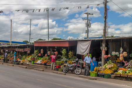 Sebaco, NICARAGUA - DECEMBER 2: Sebaco Market, on December 2, 2015, in Sebaco, Nicaragua.のeditorial素材
