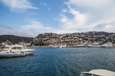 ROSES, SPAIN - AUGUST 22: port view, on 22 August, 2015, in Roses, Spain.のeditorial素材