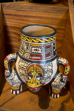 Ceramic handycrafts sold in the shops along the main road of San Juan Oriente in the highlands between Granada and Masaya, Nicaragua.のeditorial素材