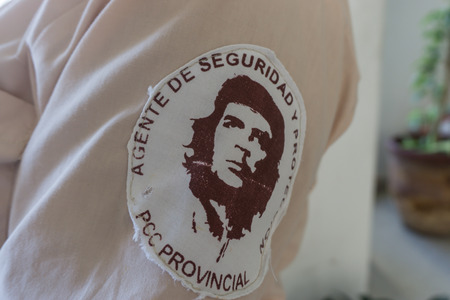 Santa Clara, Cuba, January 5, 2017:  che guevara portrait from security agent uniform in Santa Clara, Cuba.のeditorial素材