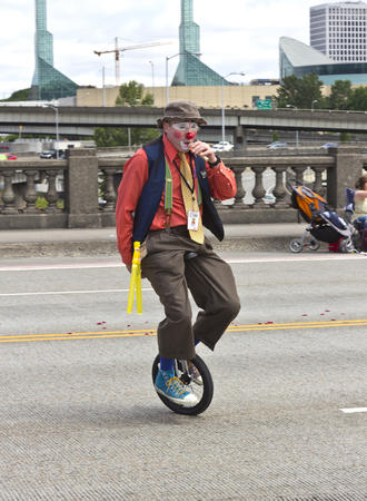 PORTLAND - JUNE 7  Rose Festival annual parade through downtown June 7, 2014のeditorial素材