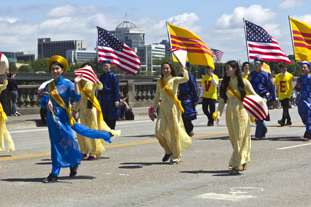 PORTLAND - JUNE 7  Rose Festival annual parade through downtown June 7, 2014のeditorial素材