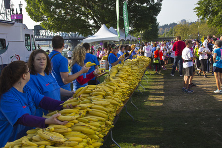 PORTLAND - September 21- 2014: Race for the cure breast cancer awareness event Portland Oregon.のeditorial素材