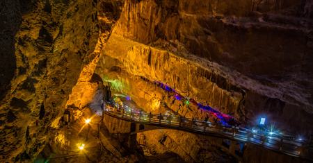 A bridge located underground leading from one part of Jiuxiang cave to the next located near Kunming, Yunnan, China.のeditorial素材