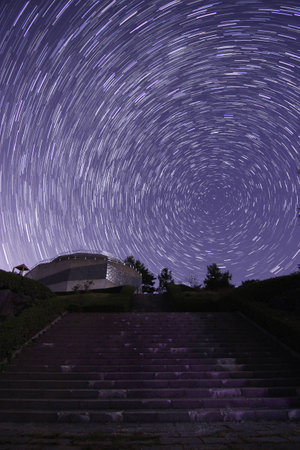 Starlit sky that spread to the stairs of the previousの写真素材