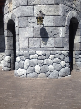 Medieval castle door wayの素材