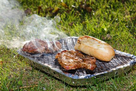 Disposable aluminium grill tray