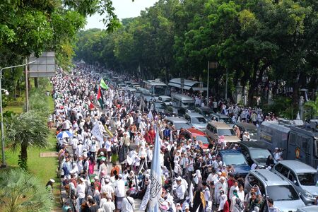 Jakarta, Indonesia - December 2, 2018: thousands of Indonesian Muslims gather again in Jakarta, the grand reunion 212のeditorial素材