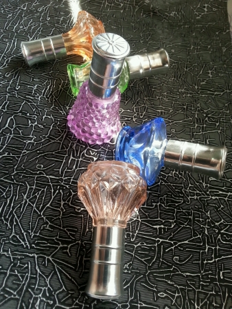Small perfume bottlesの素材