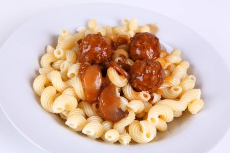 noodles with meatballs