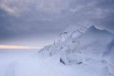 Transparent ice floes