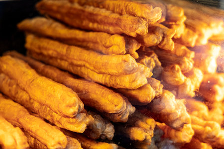 the mouth-watering details of Youtiao