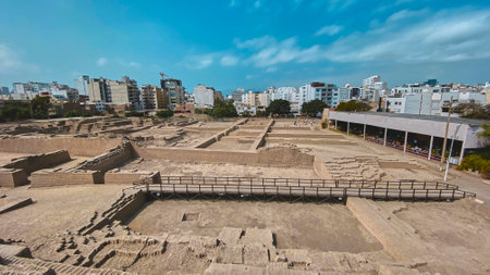 Huaca pucllana ruins showing adobe and clay structures in miraflores, lima, peruの写真素材