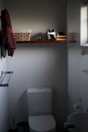 small on suite bathroomの写真素材