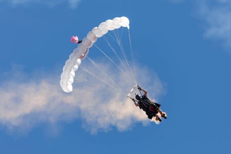 Avalon, Australia - March 3, 2013: Australian adventurer and wing suit flyer Rex Pemberton parachutes to earth after a wing suit flight.のeditorial素材