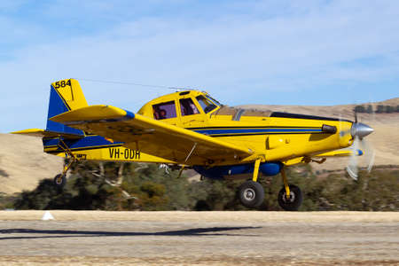 Rowland Flat, Australia - April 14, 2013: Air Tractor 802 agricultural and fire bombing aircraft VH-ODH.のeditorial素材