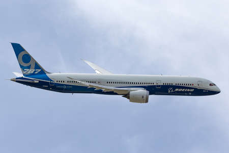 Farnborough, UK - July 18, 2014: Boeing 787-9 ÒDreamlinerÓ commercial airline aircraft N789EX.のeditorial素材