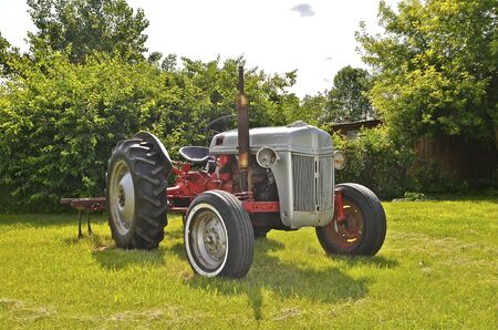 STERLING, NORTH DAKOTA, August 10, 2014: The Ford N-Series tractors are a series of farm tractors that were produced by Ford between 1939 and 1952, spanning the 9N, 2N, and 8N modelsのeditorial素材