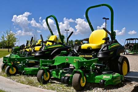 MOORHEAD, MINNESOTA, May 31, 2015: The new John Deere Riding ZTrak  lawn mowers are products of the John Deere Co, an American corporation that manufactures agricultural, construction, forestry machinery, diesel engines, and drivetrains.のeditorial素材