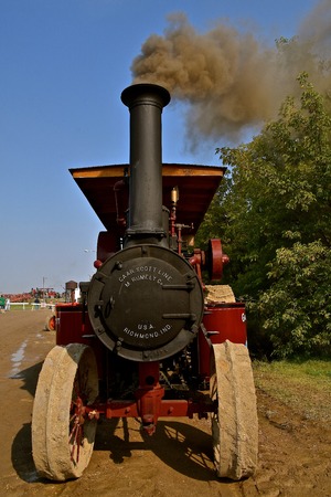 ROLLAG, MINNESOTA, Sept 2, 2017: A Gaar Scott steam engine billows black smoke the annual WCSTR farm show in Rollag held each Labor Day weekend where 1000's attend.のeditorial素材