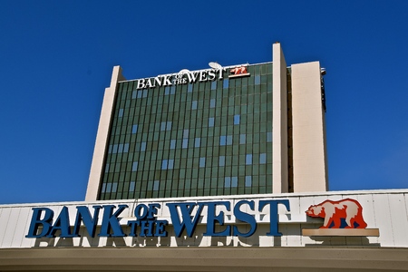 FARGO, NORTH DAKOTA, August 26, 2017:  The Fargo Bank of the West is a branch office which provides financial services and it operates in the Midwest and Western United States. Editorial.のeditorial素材