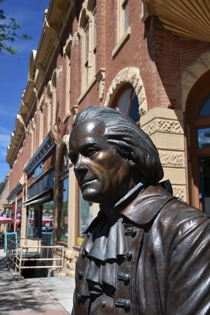 RAPID CITY, SOUTH DAKOTA, May 22, 2018. The statue is Thomas Jefferson located in downtown Rapid City is one of may statues lining the street as the city honors former USA leaders.のeditorial素材