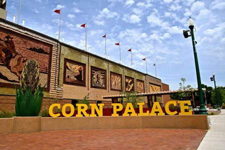 MITCHELL, SOUTH DAKOTA, June 25, 2020: The Mitchell Corn Palace, is a multi-purpose arena/facility located in Mitchell, South Dakota an was built in 1925.のeditorial素材