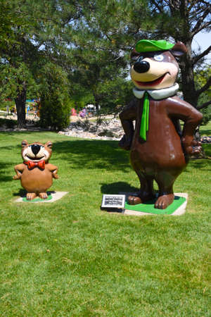 ABERDEEN, SOUTH DAKOTA, August 7, 2020: Yogi Berra and Boo Boo are displayed at the Land Of Oz(Storybook Land) sponsored by The Sertoma Club and the Aberdeen Parks, Recreation and Forestry Department.のeditorial素材