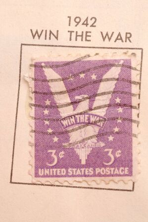 collector's stamp 1942 usa  win the war great macro detail