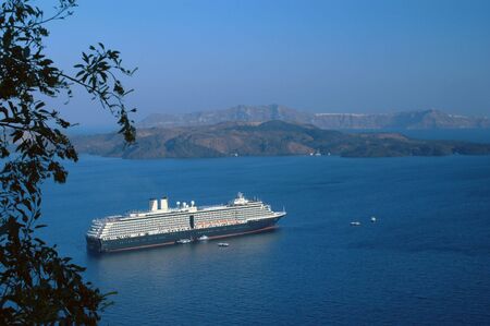 cruise ship in santorini greeceの写真素材