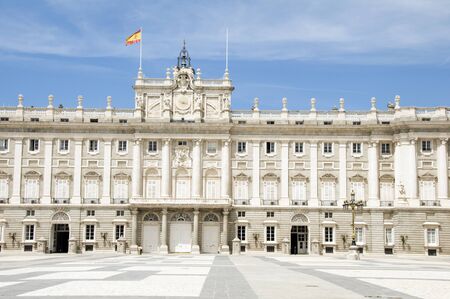 Royal Palace with Spanish national flag Madrid Spainのeditorial素材