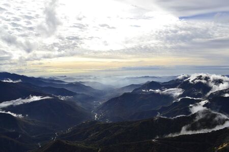 The Moro Rock is the highest point of the Sequoia National Park allowing amazing views of the Sierra Nevadaの写真素材