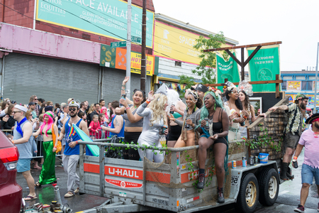 Saturday June 17th,  2017, Coney Island, NYC, USA-Annual Coney Island Mermaid Paradeのeditorial素材