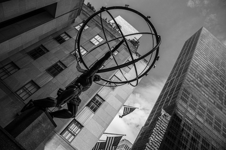The statue of Atlas is located on the fifth avenue of NYC by the Rockefeller Centerのeditorial素材