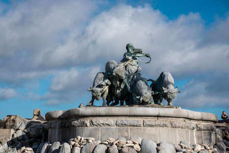 Fountain depicting the Norse goddess Gefjon in Copenhagenの写真素材