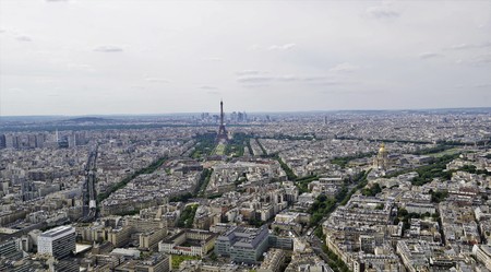 Stunning panoramic views from high on the paris, france.のeditorial素材