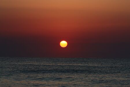 Sonnenaufgang am Meerの写真素材