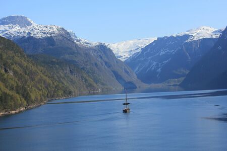 Fjord mit Schiffの写真素材