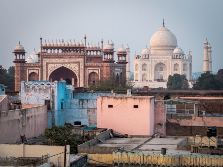 The Taj Mahal in Agra, India のeditorial素材