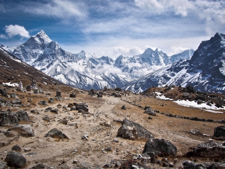 Himalayan scenery with Ama Dablam along the Everest Base Camp Trek in Nepalの写真素材