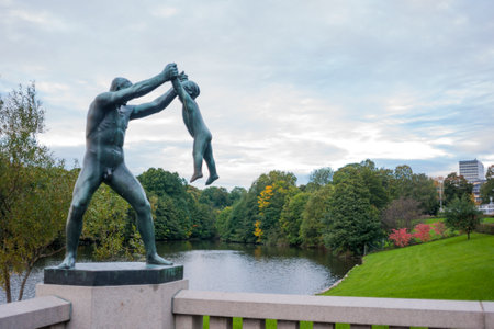 OSLO, NORWAY - SEP 26, 2019: Statue and scenery at the Vigeland Park in Oslo, Norway. The Vigeland Park is the worldのeditorial素材