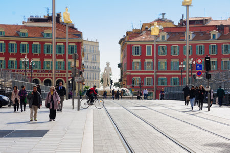 NICE, FRANCE - JAN 26, 2015: Scene of local and tourist in the Place Massena square in Nice, Provence-Alpes-Cote dのeditorial素材