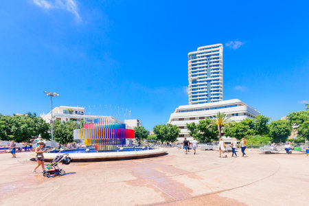 TEL AVIV ISRAEL  MAY 15 2015: Scene of the Dizengoff Square and the Agam kinetic sculpture fountain with visitors in Tel Aviv Israel.のeditorial素材