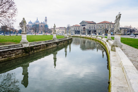 The Piazza Prato della Valle and the Basilica of Santa Giustina, in Padua, Veneto, Italyのeditorial素材